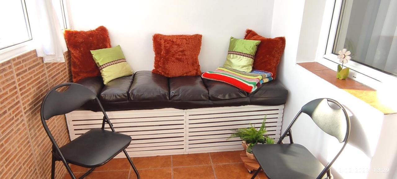 Platinum Apartment - Apartament Cu 3 Camere, 2 Dormitoare, 2 Bai, Bucatarie Complet Utilata, 2 Balcoane Bükreş Dış mekan fotoğraf