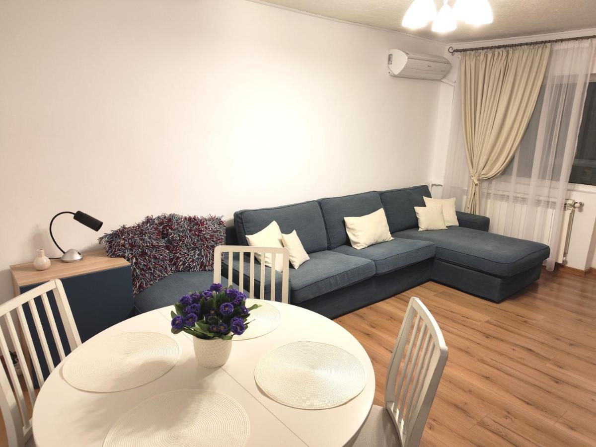 Platinum Apartment - Apartament Cu 3 Camere, 2 Dormitoare, 2 Bai, Bucatarie Complet Utilata, 2 Balcoane Bükreş Dış mekan fotoğraf