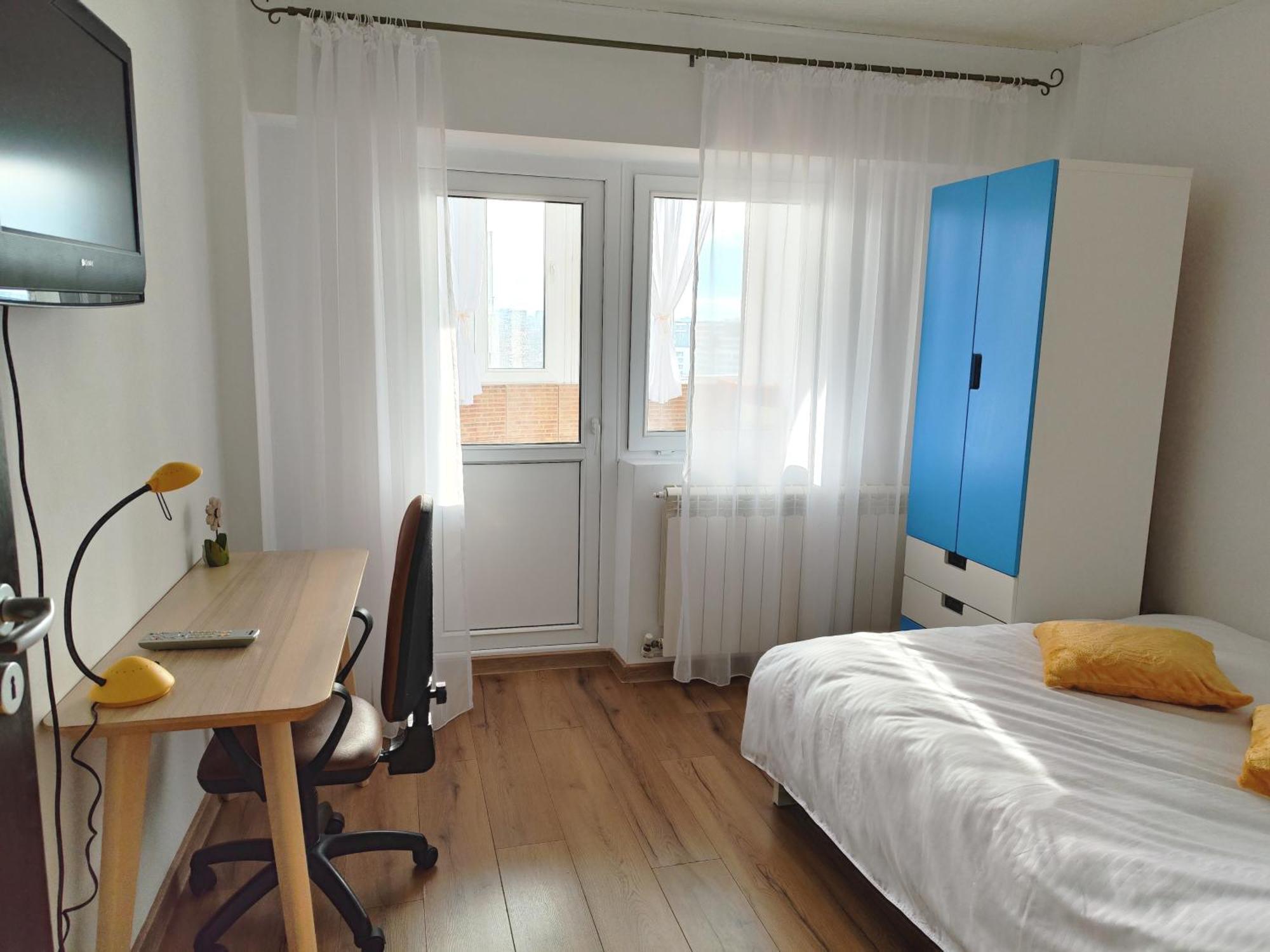 Platinum Apartment - Apartament Cu 3 Camere, 2 Dormitoare, 2 Bai, Bucatarie Complet Utilata, 2 Balcoane Bükreş Dış mekan fotoğraf