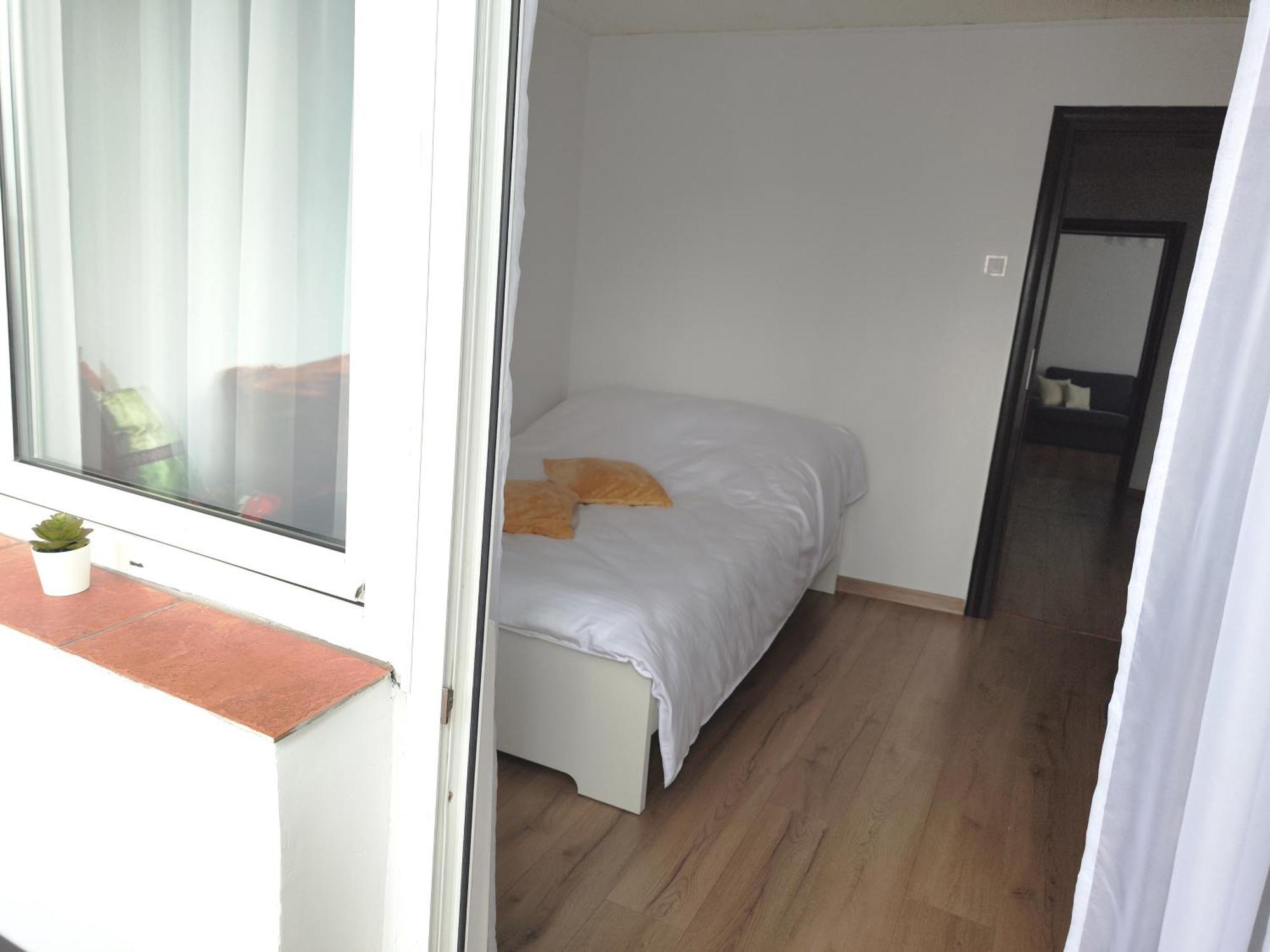 Platinum Apartment - Apartament Cu 3 Camere, 2 Dormitoare, 2 Bai, Bucatarie Complet Utilata, 2 Balcoane Bükreş Dış mekan fotoğraf
