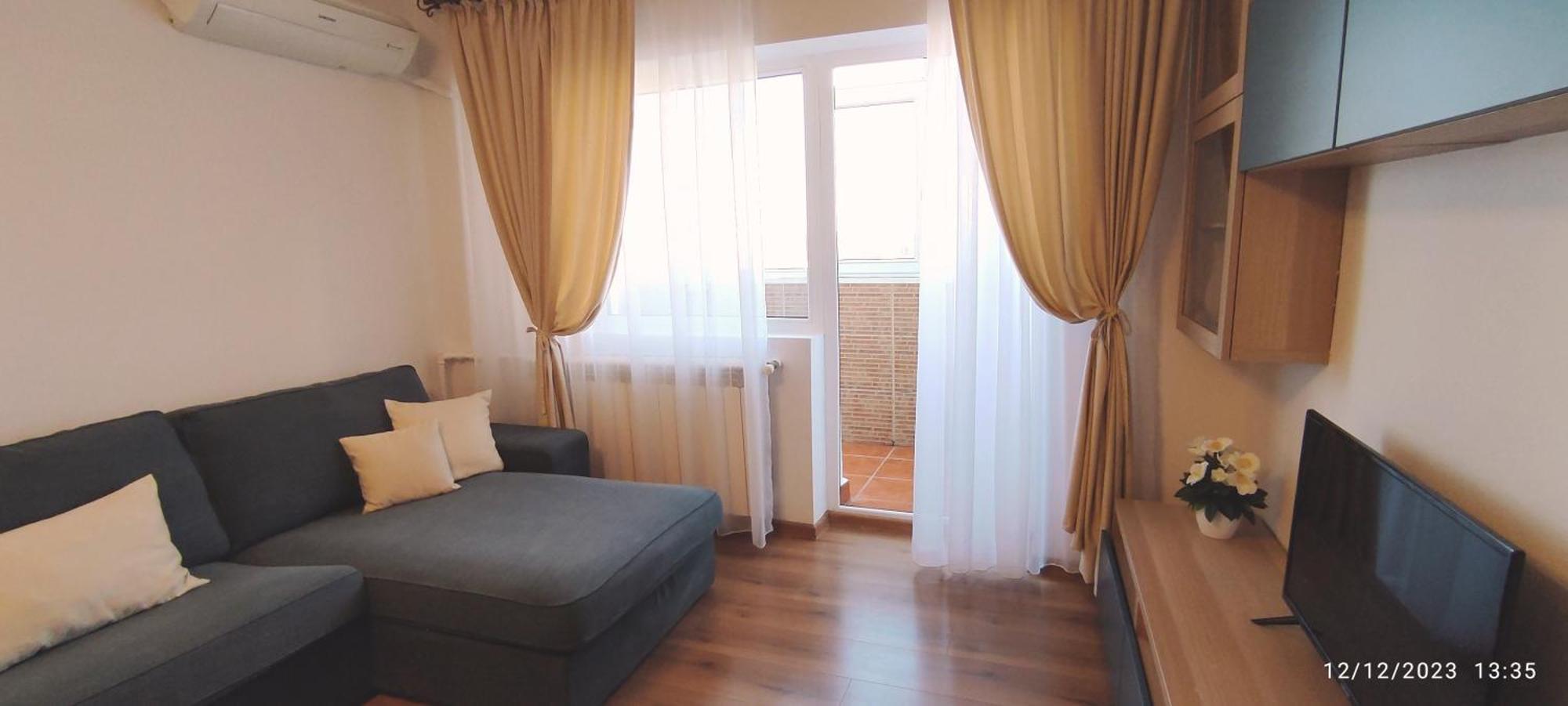 Platinum Apartment - Apartament Cu 3 Camere, 2 Dormitoare, 2 Bai, Bucatarie Complet Utilata, 2 Balcoane Bükreş Dış mekan fotoğraf